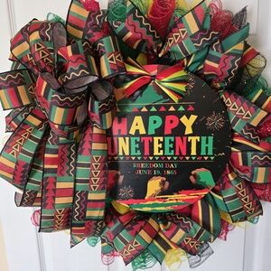 Festive Juneteenth Wreath with Multicolor Design